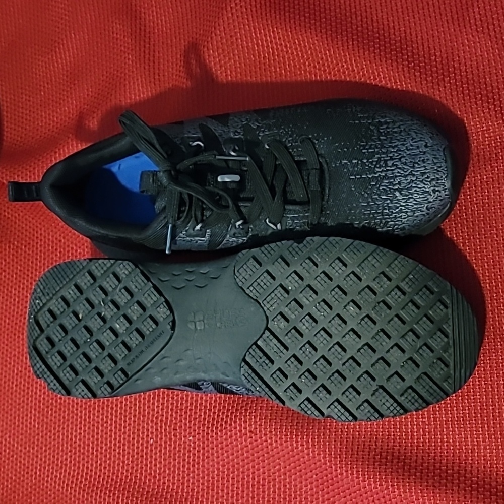 Shoes - Picture 2 of 3